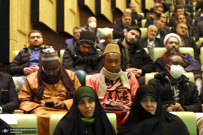 آئین افتتاح هفته فرهنگی «بر آستان آفتاب» در بیت تاریخی امام
