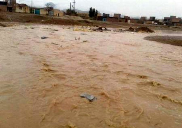 بازگشایی 14  مسیر مسدود شده بارندگی های اخیر در جنوب سیستان و بلوچستان   اسکان اضطراری 30 خانوار سیل زده