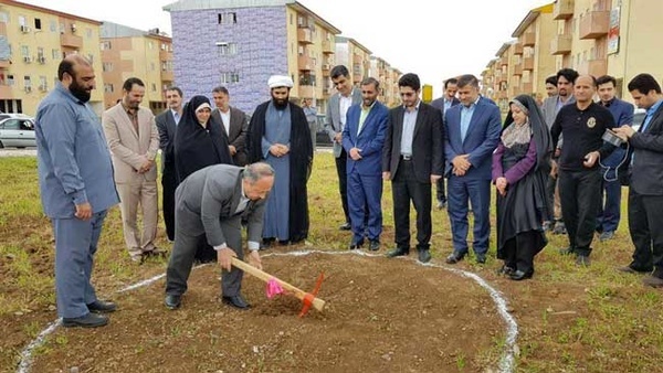 افتتاح سه پل مهم عابرپیاده مکانیزه در شهر رشت  لزوم تامین نیازهای ضروری پارک های محله‌ای