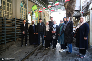 حضور گردشگرانی از کشور بوسنی و هرزگوین در حسینیه جماران
