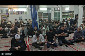 احیای شب بیست و یکم ماه مبارک رمضان در بیت آیت الله العظمی صانعی (ره)