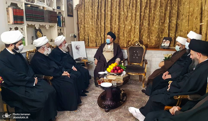 حضور سید حسن خمینی در بیت مرحوم آیت الله نظری خادم الشریعه(ره)
