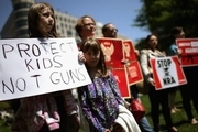 سالانه ۱۳۰۰ کودک در آمریکا به ضرب گلوله کشته می‌شوند