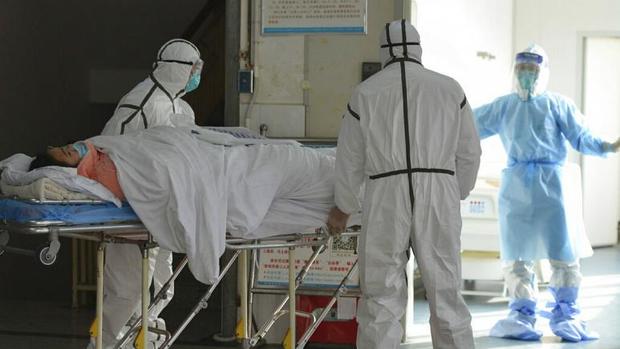 کرونا رکورد سارس را شکست: 361 قربانی تاکنون/ افتتاح بیمارستان هزارتختخوابی