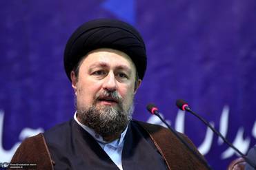 السید حسن الخمینی: کل من لیس خائناً للوطن یجب أن یتمکن من الصعود فی هرم المکانة السیاسیة والاجتماعیة