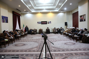 دیدار جمعی از روحانیون با سید حسن خمینی