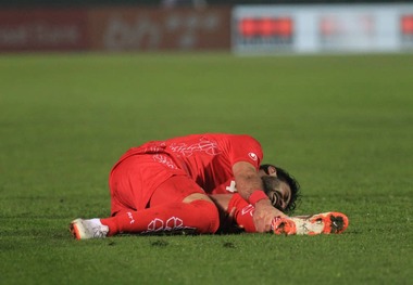 بررسی شکایت پرسپولیس از خلیل زاده در فیفا+ عکس
