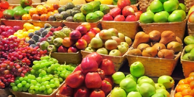 تقاضا برای خرید میوه در بازار مشهد کاهش یافت