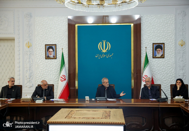 جلسه ارزیابی و جبران خسارات جنگ تحمیلی رژیم صهیونیستی علیه ایران با حضور پزشکیان / تاکید رییس جمهور بر تهیه آمار جزئی، دقیق و تفکیکی از خسارات ناشی از جنگ 12 روزه