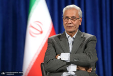 ربیعی، دستیار پزشکیان: در «جنگ»، عنصر «خیابان» را نمی‌توان نادیده گرفت/ بر اساس نظرسنجی‌ها، بیش از ۶۰ درصد مردم - و در بعضی موارد حتی نزدیک به ۷۰ درصد - خواهان تغییر درون نظام هستند؛ این آمار نشان می‌دهد بخش بزرگی از جامعه در جست‌وجوی تغییر است