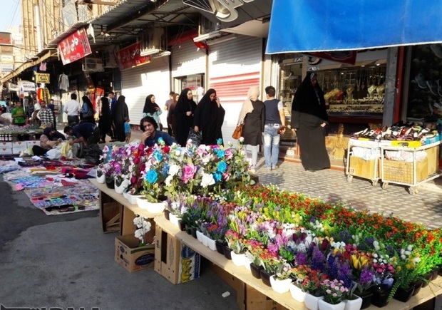 بازار آبادان در آستانه نوروز رونق گرفت