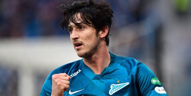 تبریک تلفنی دبیرکل فدراسیون به سردار آزمون
