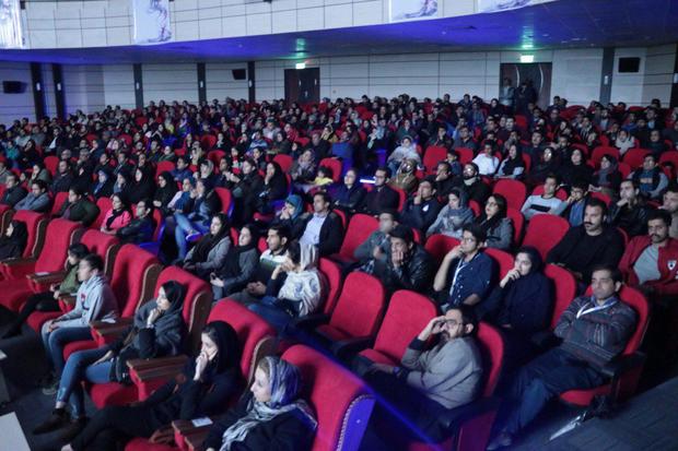 اکران هفت فیلم در ششمین جشنواره فیلم فجر زاهدان