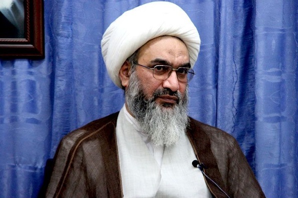 امام جمعه بوشهر: طلبه ها در مسیر انقلابی بودن جامعه ایفای نقش کنند