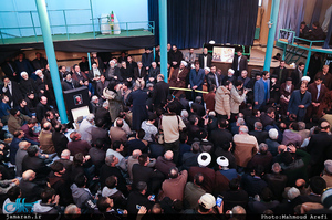 مراسم وداع با پیکر آیت الله هاشمی رفسنجانی(ره) در حسینیه جماران