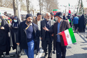 حضور شخصیت ها و مسئولین در راهپیمایی 22 بهمن 