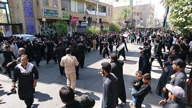 ایرانشهر در روز عاشورا فضایی کربلایی گرفت