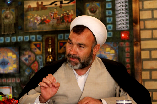 انتقادات پلاسکویی قالیباف را حذف نمی‌کند