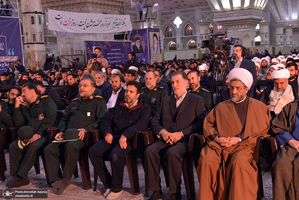 گردهمایی سراسری بسیج دانشجویی و طلاب در حرم مطهر امام خمینی (س) - 1