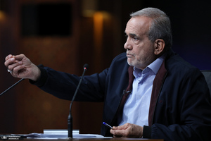 اولین مناظره سعید جلیلی و مسعود پزشکیان