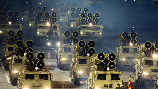 کره شمالی از یک سامانه موشکی شبیه به اس400 روسیه رونمایی کرد
