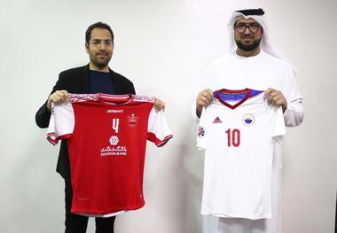 رونمایی از پیراهن پرسپولیس و الشارجه /عکـس
