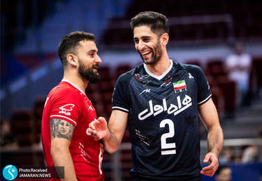 عبادی پور: دست تک تک مردم را می بوسم/  دشمن ما داخل ایران بود!