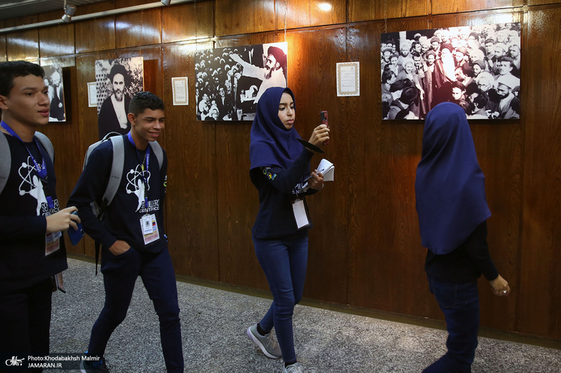 بازدید جمعی از دانش آموزان و معلمان کشور ونزوئلا‎‎ از جماران