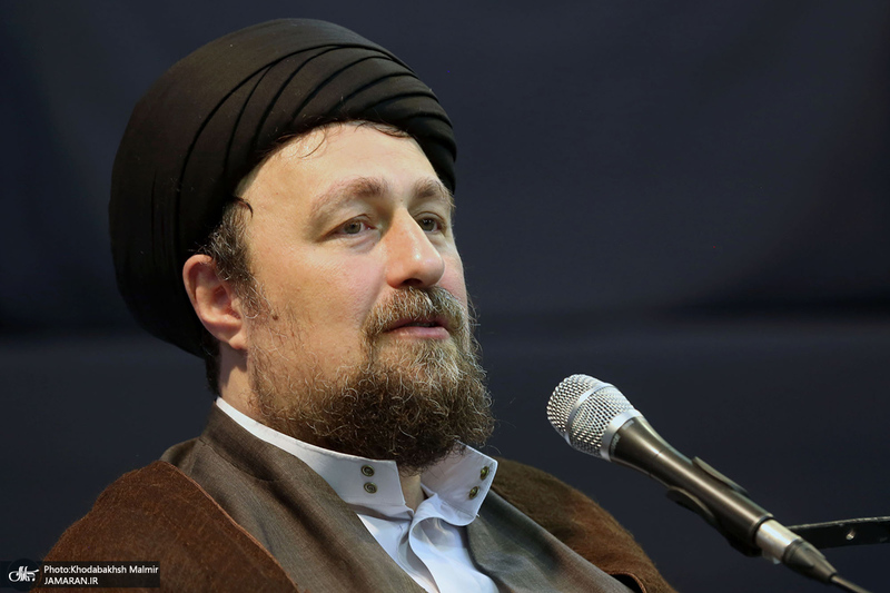 نشست صمیمانه دست اندر کاران و عوامل فیلم مستند «احمد» با سید حسن خمینی