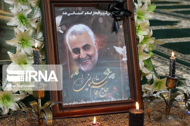نماینده ولی‌فقیه در اردبیل:آمریکا شکست پذیر است