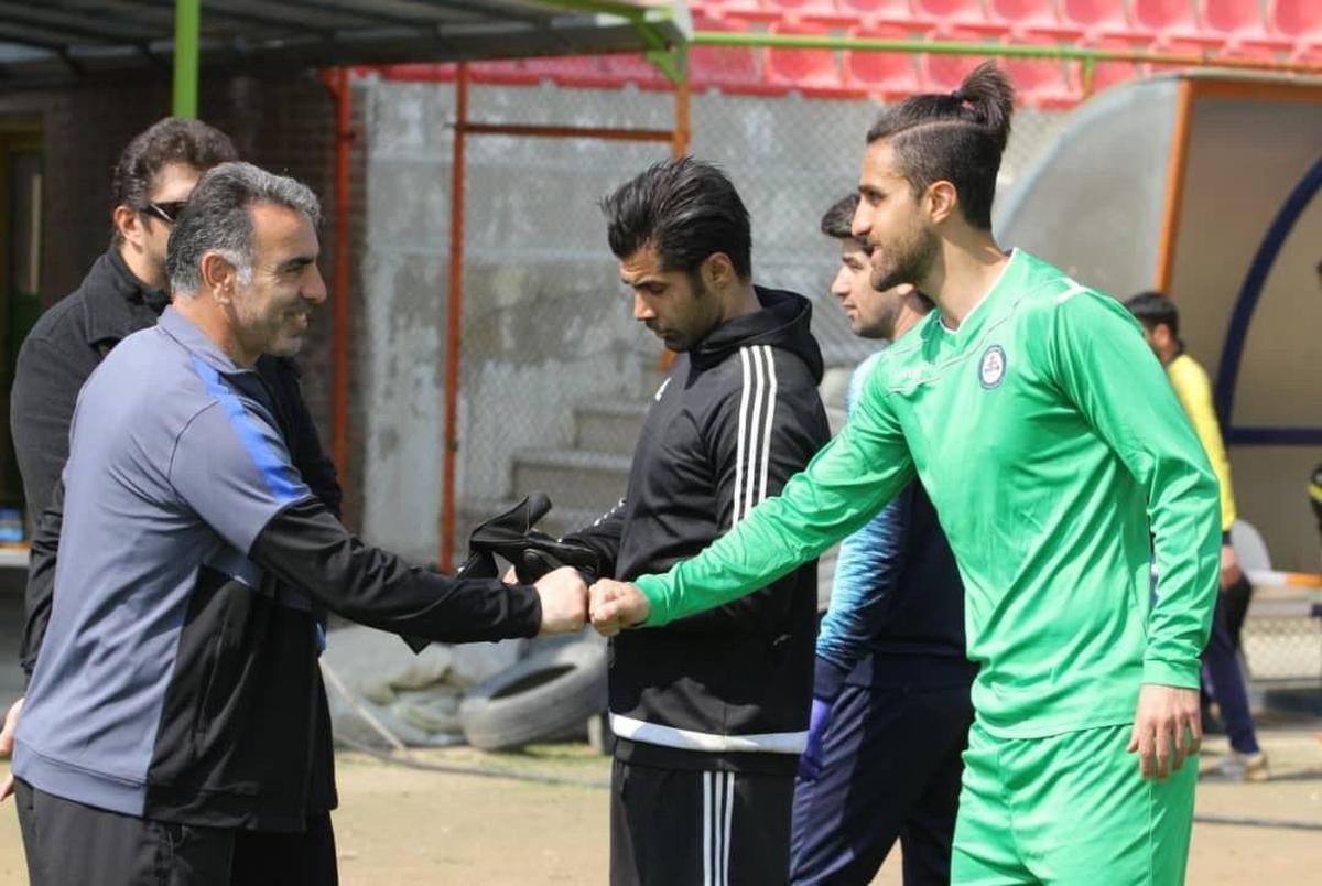 بازگشت فروزان به فوتبال پس از 11 ماه/ عکس