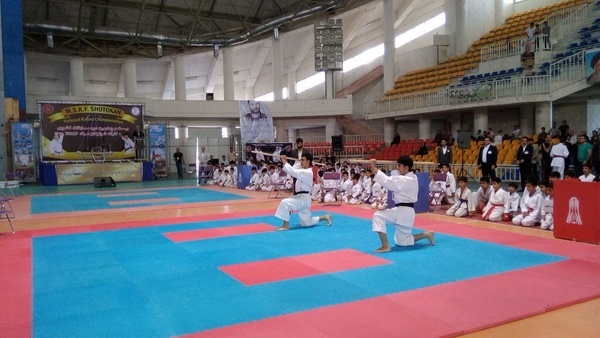 مسابقات کشوری کاراته در نیشابور آغاز شد