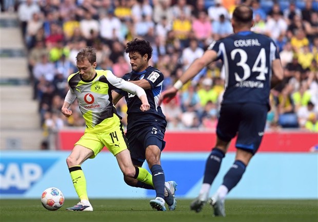 دورتموند باخت؛ بایرن آماده جشن قهرمانی شد