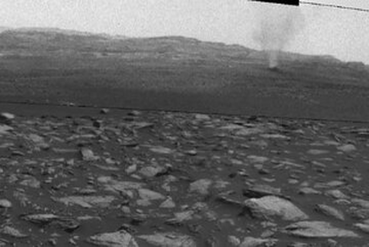 مشاهده تنوره دیو عظیم در مریخ+ عکس