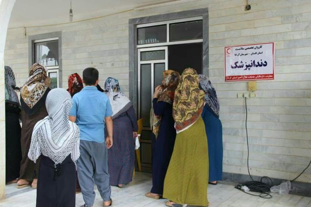 پزشکان مازنی سیلزدگان گلستانی را درمان کردند
