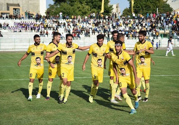 تیم فوتبال ۹۰ ارومیه به مصاف سپاهان اصفهان می‌رود