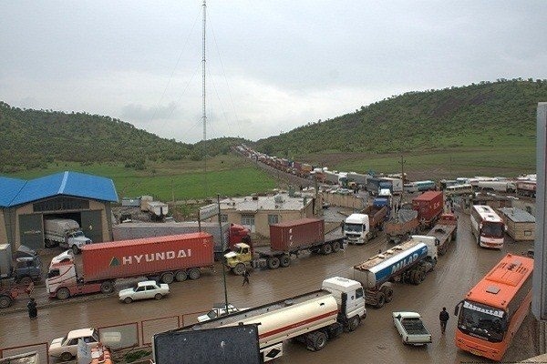 صادرات ۹۴۲ میلیون دلاری کالا از مرزهای کردستان