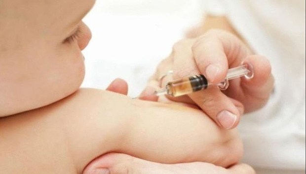 نبود واکسن فلج اطفال در مراکز درمانی ایلام کذب است
