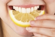عادات روزمره ای که سلامتی دندان هایتان را هدف گرفته اند