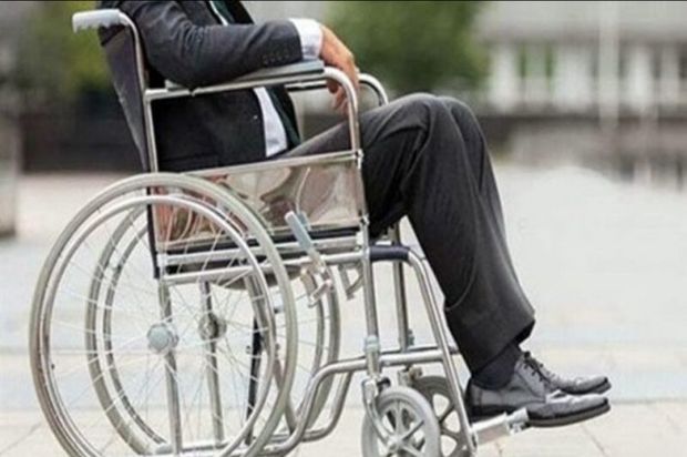 عضو شورای شهر یزد بر لزوم اجرای قوانین بر زمین مانده  معلولان تاکید کرد
