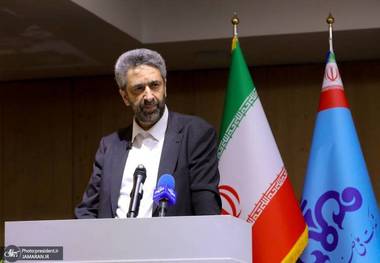 معاون دفتر پزشکیان: ‌رئیس‌جمهور در پیشگاه خداوند سوگند یاد کرده از آزادی و حقوق ملت در قانون اساسی حمایت کند
