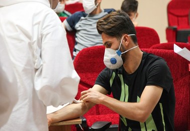 تراکتوری‌ها تست کرونا دادند + تصاویر
