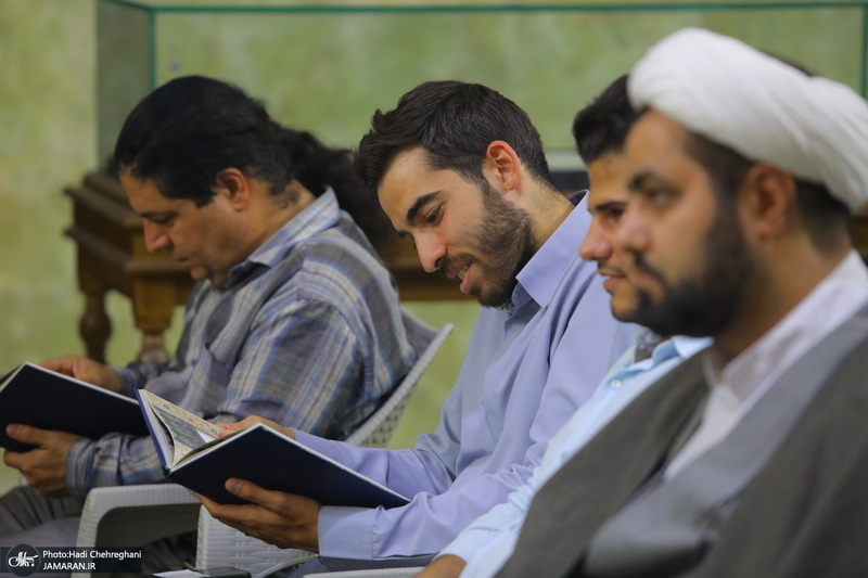محفل ادبی با حضور استاد مجاهدی در مجتمع یادگار امام (س) قم