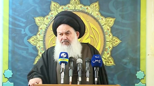 فریاد های امام جمعه بغداد در رثای شهامت امام خمینی(س) و رهبر انقلاب در ایستادگی مقابل آمریکا
