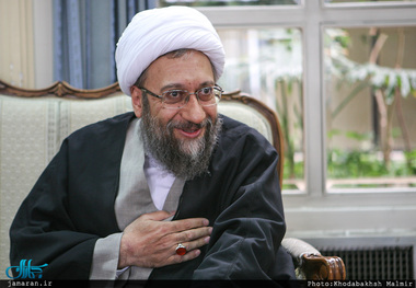 رئیس قوه قضاییه: افرادی از نسل گاوچران‌ها به ملت بزرگ ایران توهین می‌کنند
