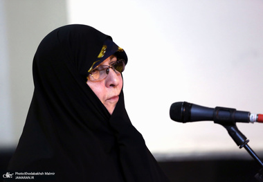 دیدگاه دکتر فاطمه طباطبایی در مورد تعابیر عرفانی وصیت نامه شهید حاج قاسم سلیمانی/ خاطراتی از امام راحل 