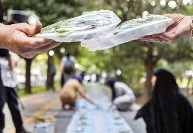 نکاتی بهداشتی در افطاری‌های خیابانی
