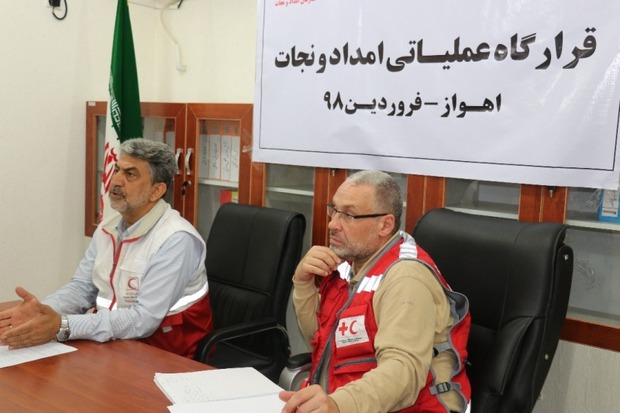 تیم ارزیابی صلیب سرخ خسارت سیل خوزستان را برآورد می کند