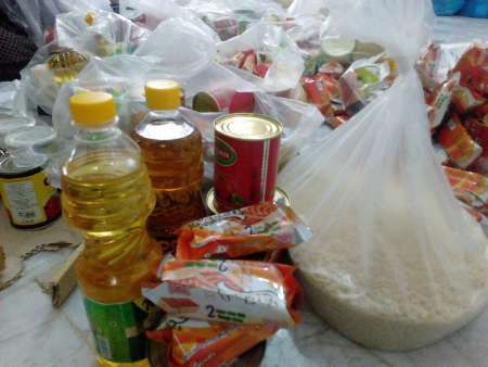 300 سبد غذایی بین نیازمندان در شهرستان سراوان سیستان و بلوچستان توزیع شد