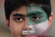 کودک گمشده ایرانی در جایگاه ویژه ورزشگاه بن زاید امارات + عکس